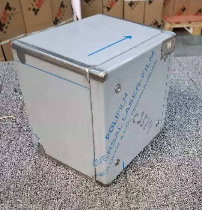 BSS 15.15.12-L Коробка клеммная из нержавеющей стали BSS 15.15.12-L Коробка клеммная из нержавеющей стали